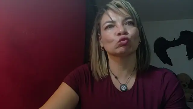 charlotedoll Chat XXX in diretta