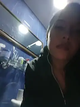 MiaForever1 Live XXX-Chat