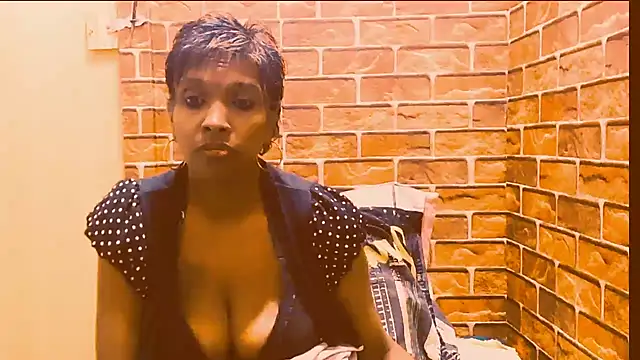 Chat XXX en directo de Fuckable_Nasty_MILF