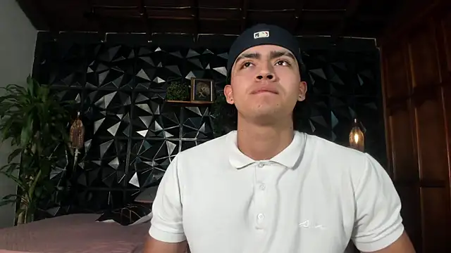 Chat XXX ao vivo de elliot_colton