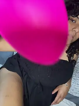 Czat XXX na żywo – Angeliccreamyrican