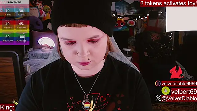 VelvetDiablo XXX чат на живо