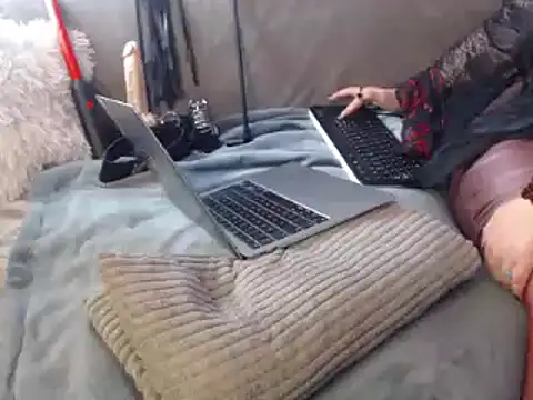 Živý XXX chat GoddessMonicaAngels
