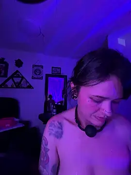Živý XXX chat rousstattoo