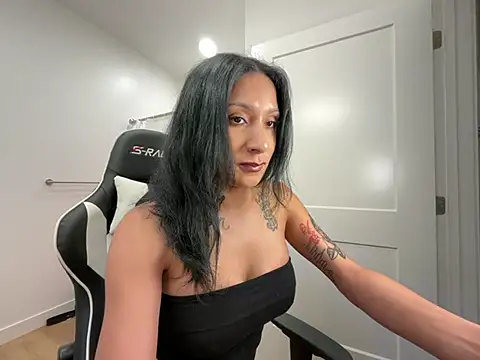 FerrariFrench Live XXX-chat