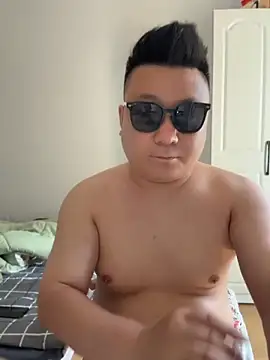 Chat XXX en directo de langzi-888