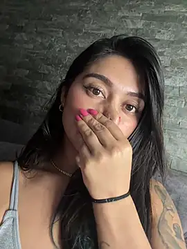 Saray_charmante Live XXX-chat