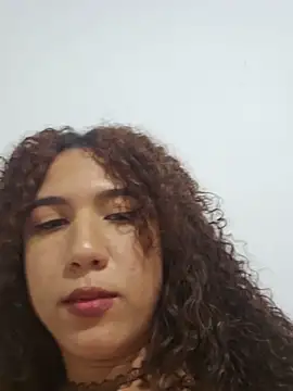 Chat +18 de lilith_isabella25 ao vivo