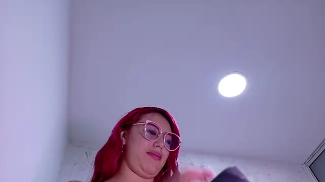 Maddy_Mills Live XXX-Chat