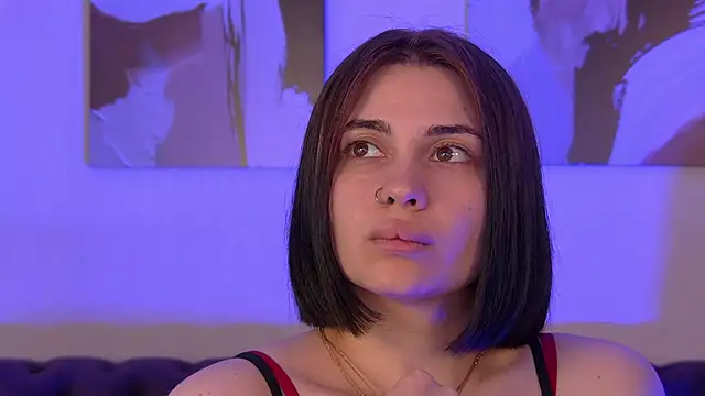 Živý XXX chat AdrianaToress