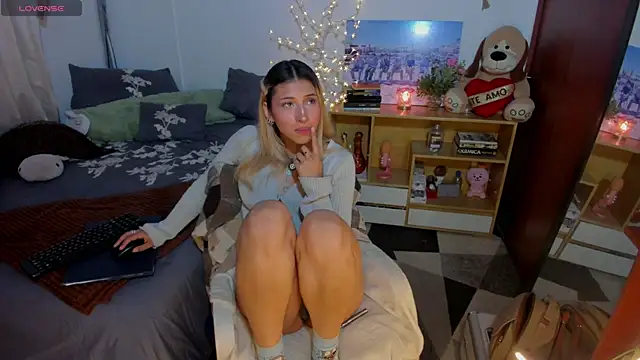 cuteweed420: онлайн-секс-чат