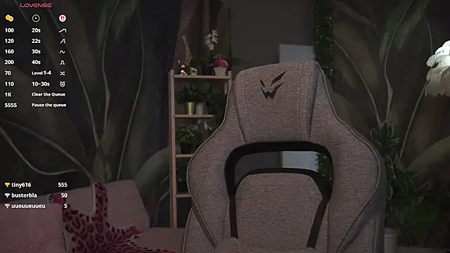 OliviaMcClean's Live XXX Chat