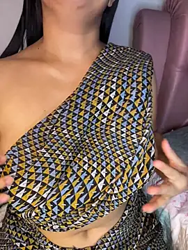 shara_queen1's Live XXX Chat