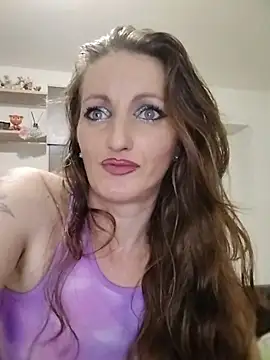 Živý XXX chat CrazyMaya39
