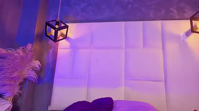 Chat +18 de Violetta_rose_ ao vivo
