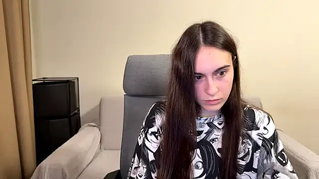 AliceKolltt Adlı Modelin Canlı XXX Sohbeti