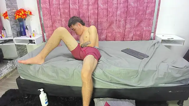 Chat +18 de lucy_78_sweet ao vivo