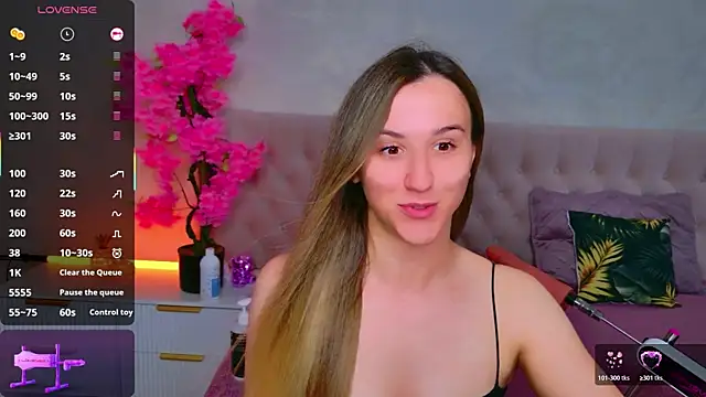 JasminUqueen Chat XXX in diretta