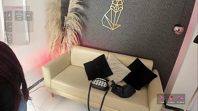 Chat +18 de Nina_voss ao vivo