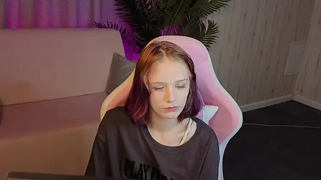 AliceJohansone live XXX chat