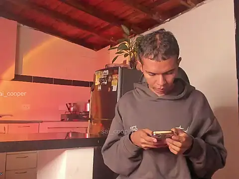 sai_cooper XXX чат на живо