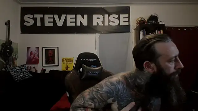 Živý XXX chat StevenRiseNYC