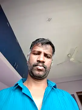 Paramkeerthi 라이브 XXX 채팅