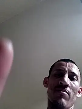 jgarc82692 Show in webcam