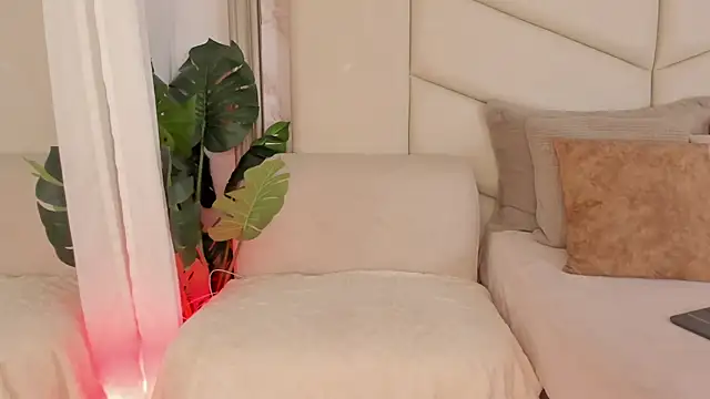 ValkyBes Chat XXX live