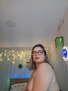 Živý XXX chat Juliietha_servas