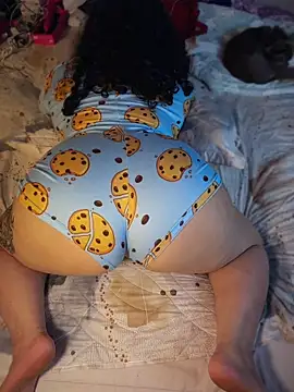 Czat XXX na żywo – CurlyMilf_Vannexxxa