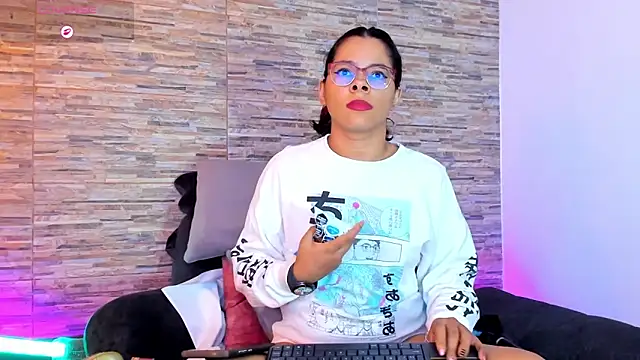 nath_redrex élő XXX-chatje