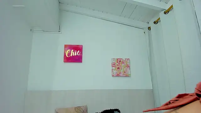 AmaraValenti 现场XXX聊天