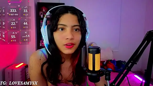Chatroom XXX en direct de Lovelyamyy
