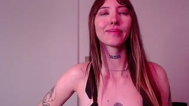 carmen_russo_ élő XXX-chatje