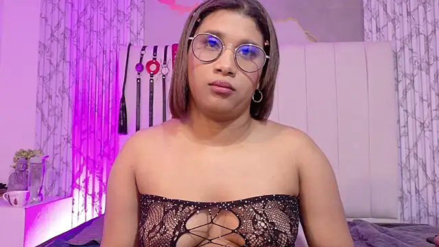 LorenaDuval's Live XXX Chat