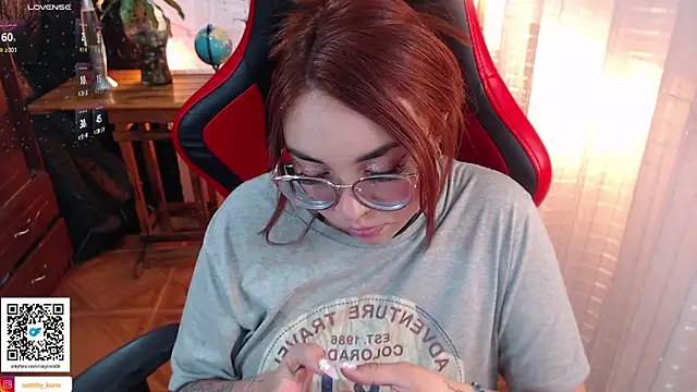Chat +18 de natyk_m ao vivo