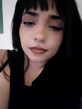 Hannae3's Live XXX Chat