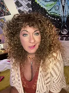SuzyCatzz's Live XXX Chat