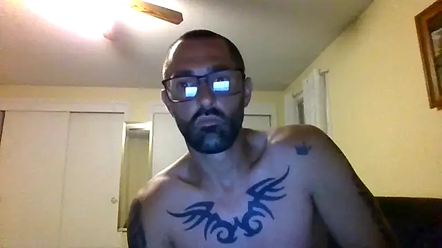 BossAfterDark live XXX chat