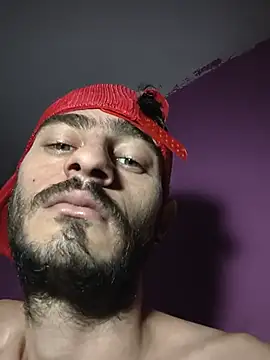 bigcockwhite777 现场XXX聊天