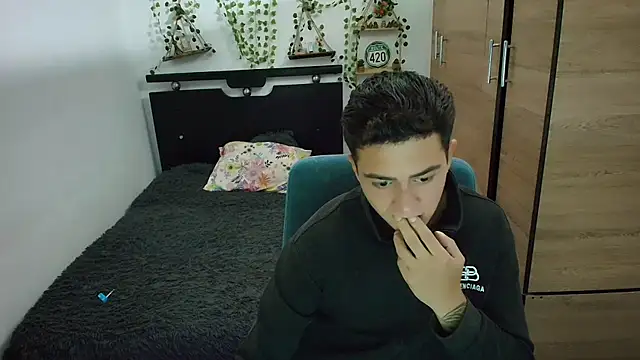 santii_ss Obrolan Langsung XXX