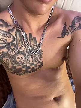 Stone_grey1_ Chat XXX in diretta
