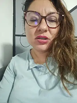 دردشة sakotodika الجنسية المباشرة