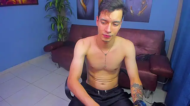 Brian_test Live XXX Chat