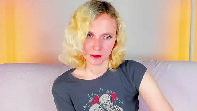 LikiLips Chat XXX live