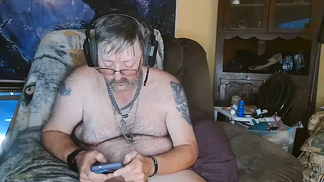 Chat +18 de SlutPupWaya ao vivo
