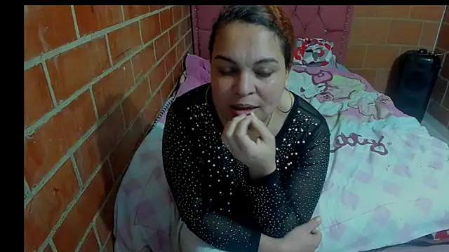 Isabella_WS_ Obrolan Langsung XXX