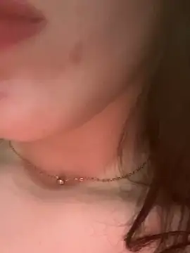 Mimisixo Adlı Modelin Canlı XXX Sohbeti