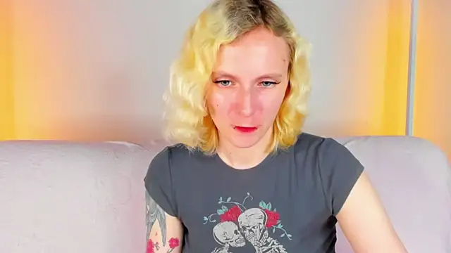 XXX chat uživo modela LikiLips